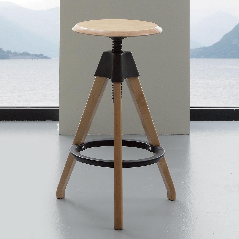 Vintage Giotto stool by La Seggiola suitable for kitchen and living room