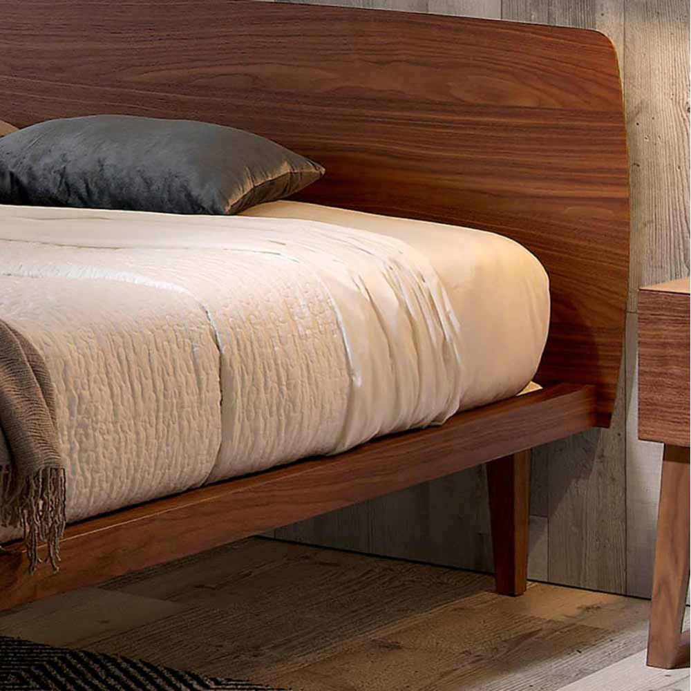 Tweepersoonsbed van Angel Cerdà geschikt voor moderne slaapkamers