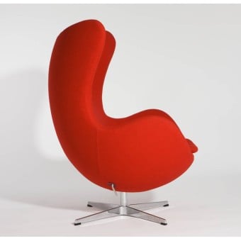 Egg armchair by Arne Jacobsen in wool or real leather