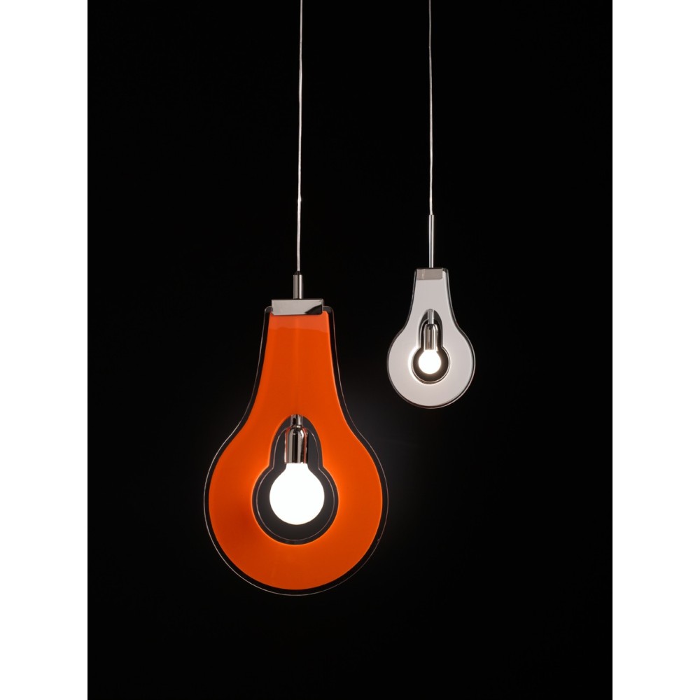 Lámpara de suspensión plana con estructura de metal cromado y placa perforada en PMMA blanco, naranja y negro