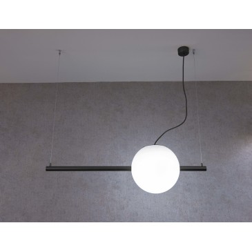Lámpara de suspensión Cruna en metal pintado blanco o negro y difusor de esfera de cristal