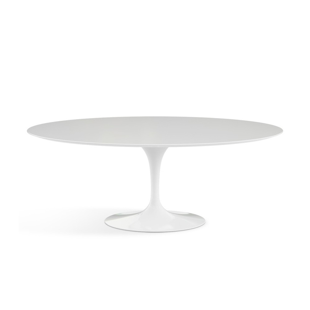Reedición de la mesa Tulip ovalada de Eero Saarinen con tablero de mármol de carrara o laminado