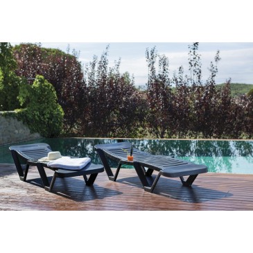 Costa Brava outdoor chaise longue in stackable polypropylene available in two colors