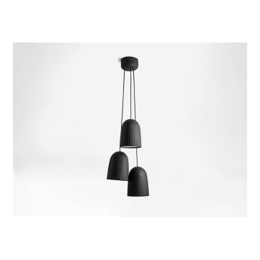 Chains pendant lamp in black PVC and black wiring. Available in three different combinations