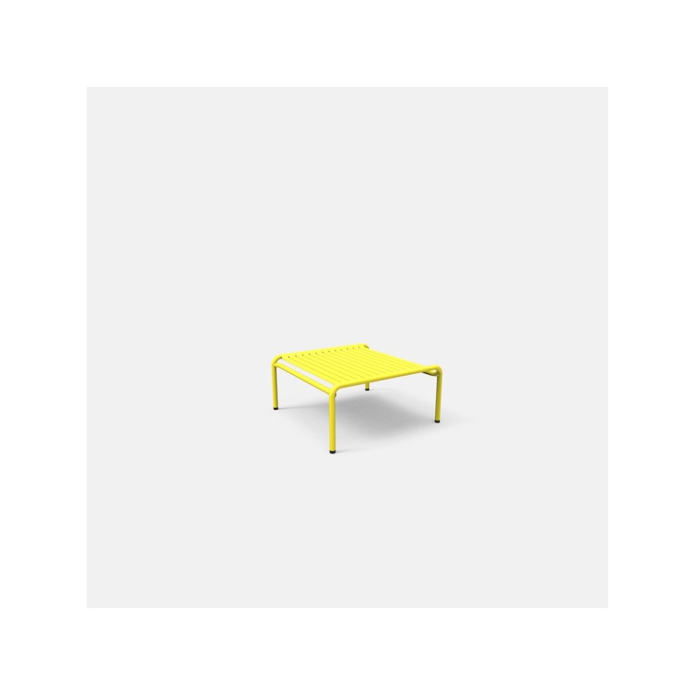 WEEK END outdoor smoke table in powder coated aluminum available in many colors