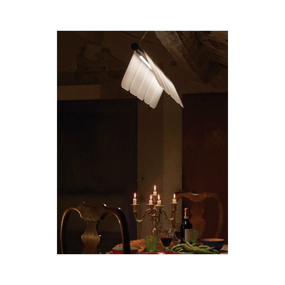 Lampe à suspension Arfò avec structure couleur frêne ou noyer et diffuseurs en méthacrylate satiné