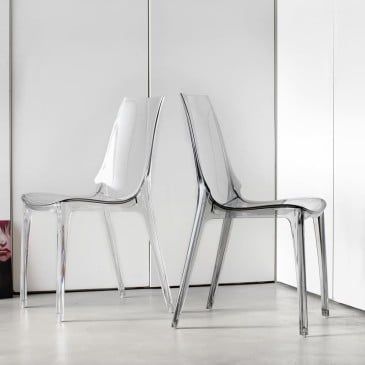 Vanity chair in polycarbonate, suitable for outdoor and indoor. Available in multiple finishes