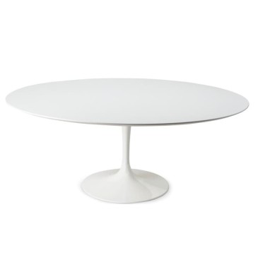 Round Tulip table available up to 180 cm, laminate or marble.