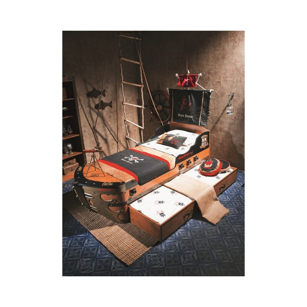 schlafzimmer mit  Pirate Ship II Bett aus laminiertem Holz und Bauchmuskeln