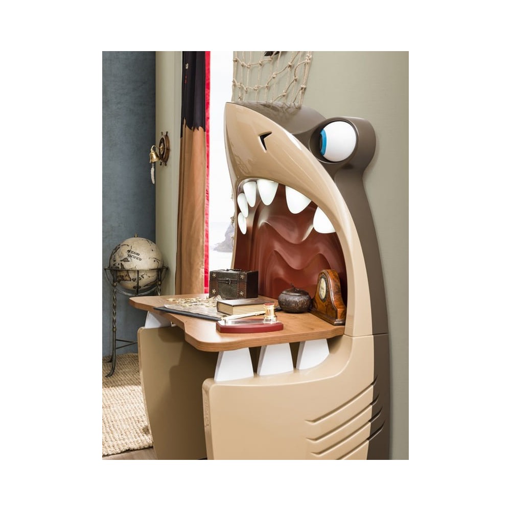 Upea Shark's Mouth -muotoinen työpöytä valaistuilla hampailla!