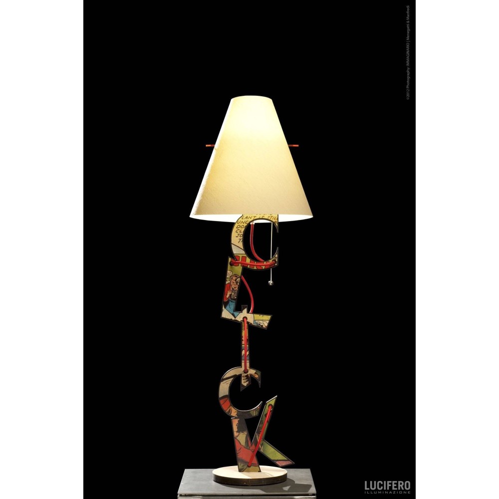 Lámpara de mesa Click, diseño original, única de Lucifer.