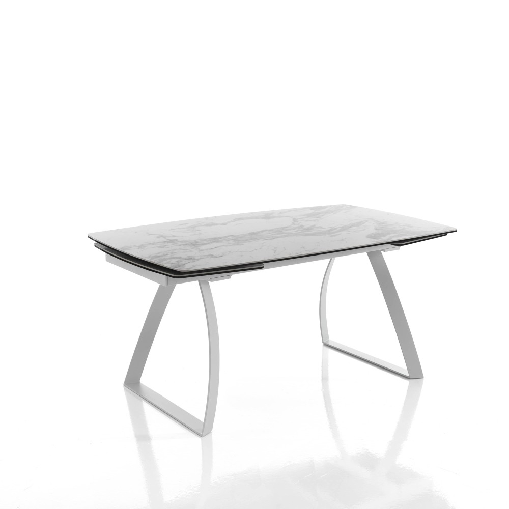 Helix extendable table available in 2 different finishes and materials