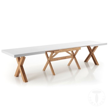 Jolly ausziehbarer Tisch aus Massivholz in drei Ausführungen