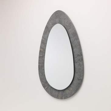 stenen maganda grijze spiegel
