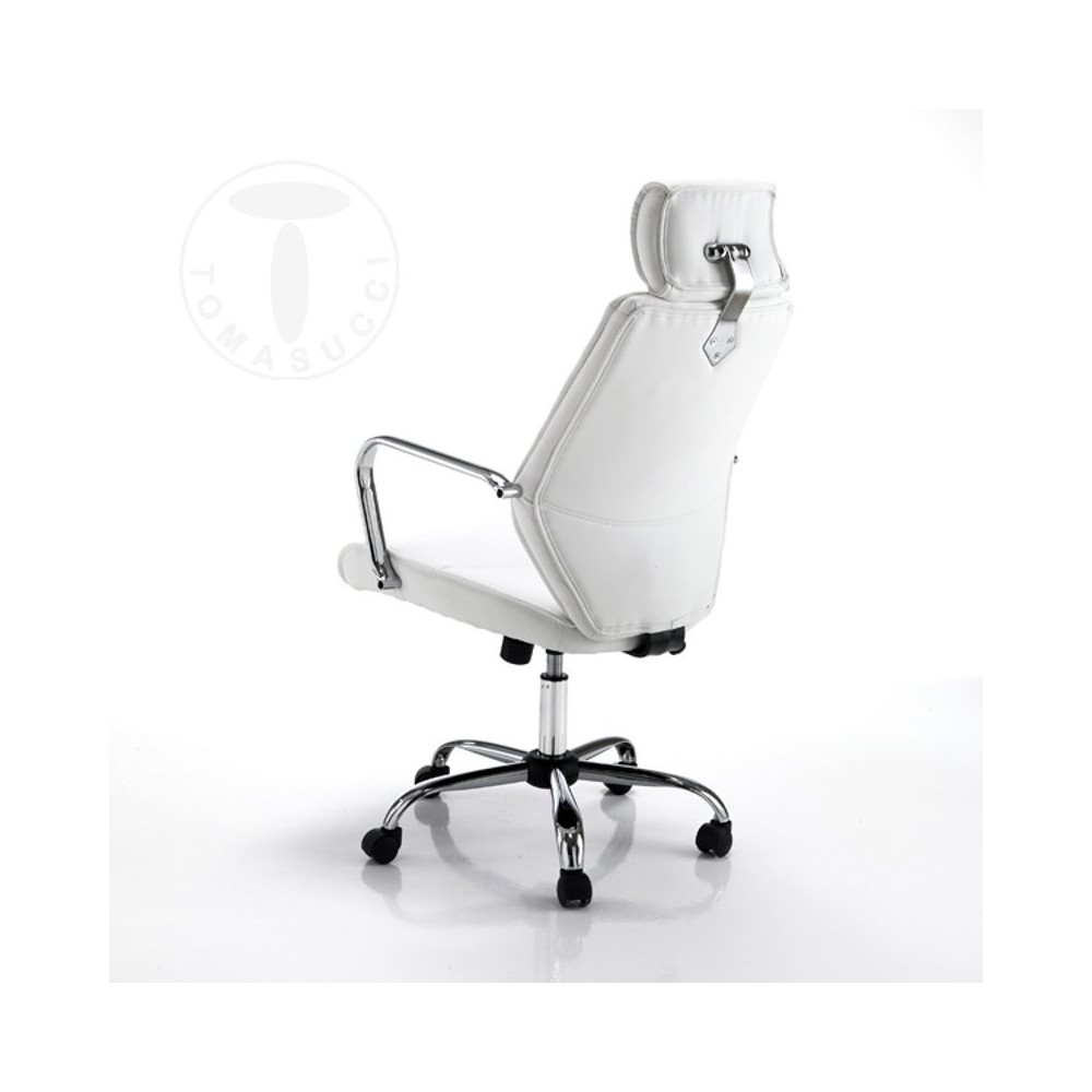 Evolution fauteuil van Tomasucci verkrijgbaar in twee afwerkingen