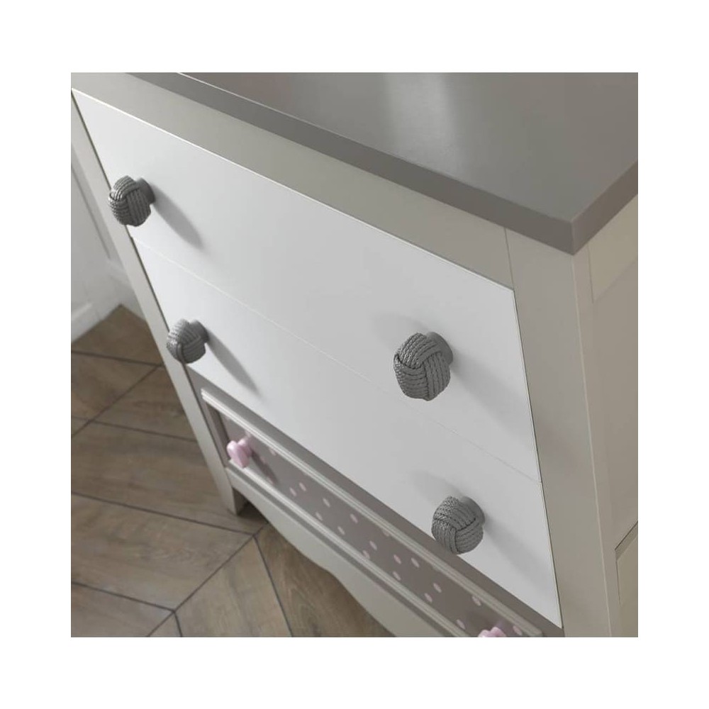 Pretty white dresser with pink decorations, 4 drawers. Ideal for a little girl