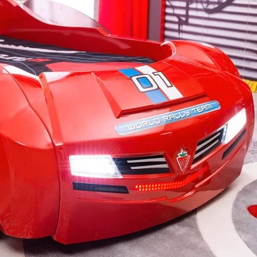 lit de voiture roadster rouge avec phares