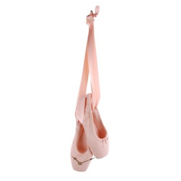 Väggklocka ballerinas mäter L 14 x D 9 x H 48 cm. Handgjord harts. Tysk UTS kvartsmekanism.
