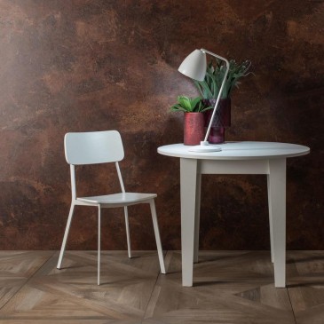 stenen houtachtige witte stoel tafel