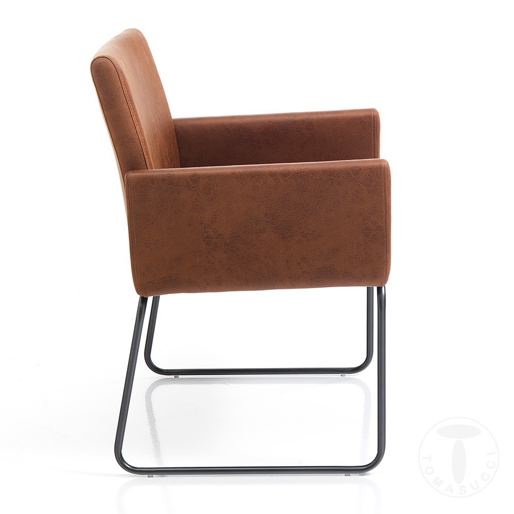 Tomasucci Emma armchair in synthetic leather in various colours.