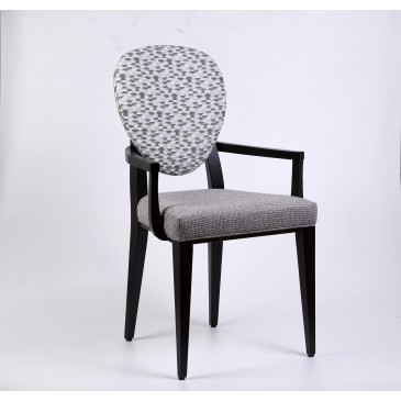 Emily massief houten stoel bekleed met wasbare stof verkrijgbaar met of zonder armleuningen