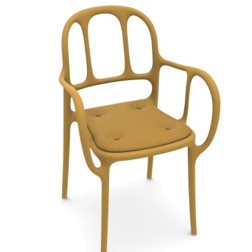 magis milà sedia seduta rivestita giallo